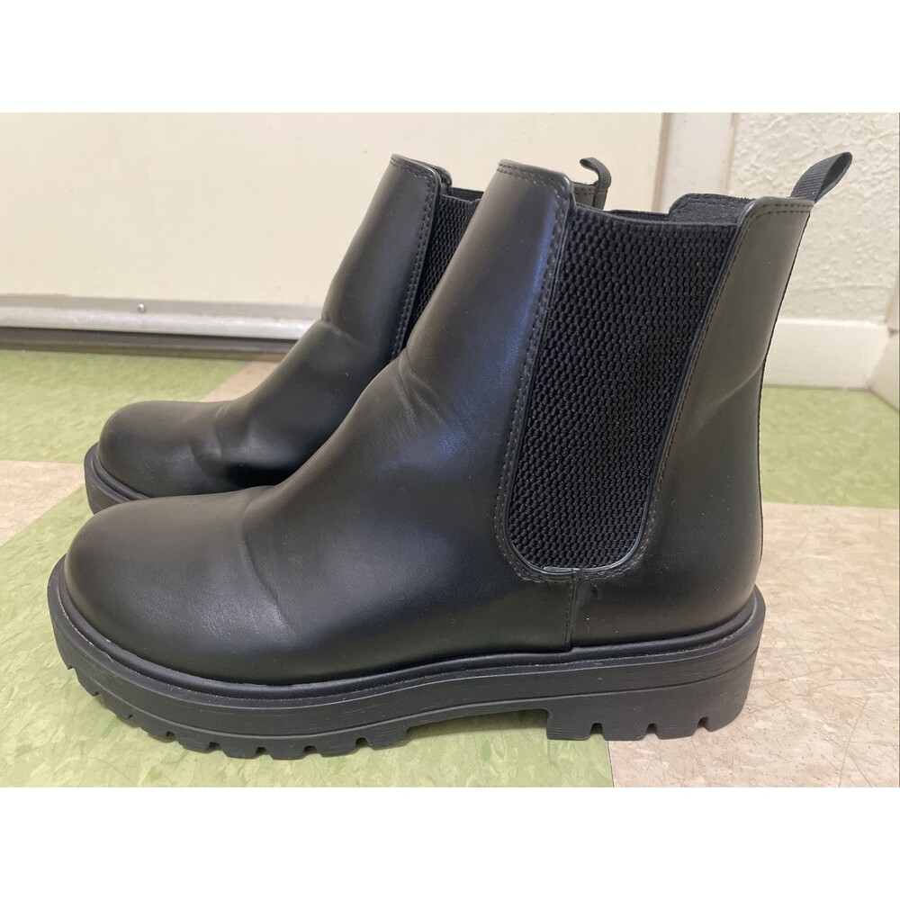 Soda Black Pull On Rounded Toe Chunky Block Heal … - image 1